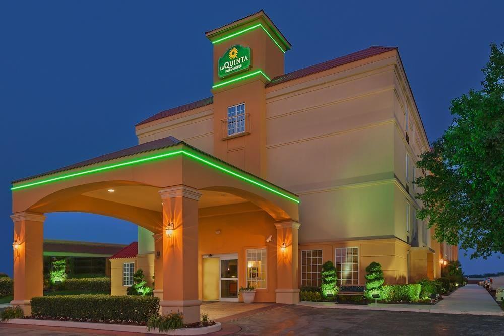 La Quinta Inn & Suites Tulsa Eksteriør billede